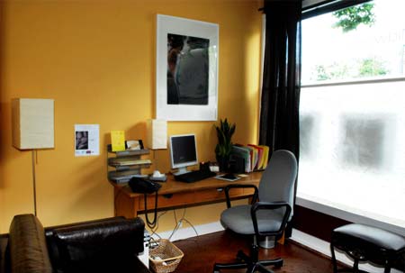 midwifery group clinic room 2